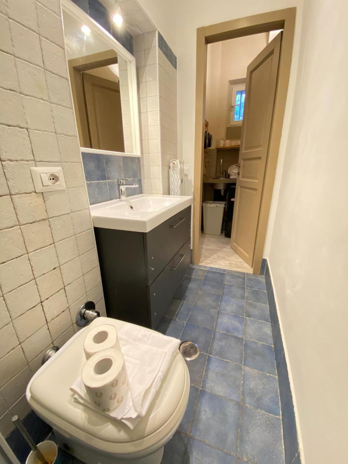 Tiziano'S House San Pietro Station Appartement Rome Buitenkant foto
