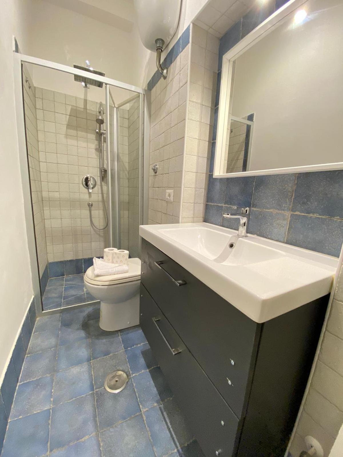 Tiziano'S House San Pietro Station Appartement Rome Buitenkant foto